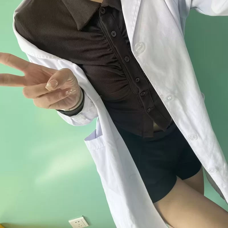 反差婊医生婉月