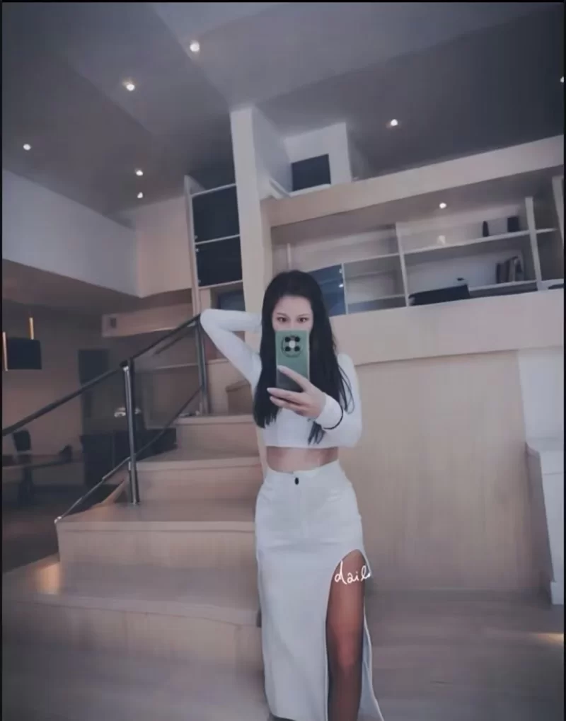 性感活好,艾米老师