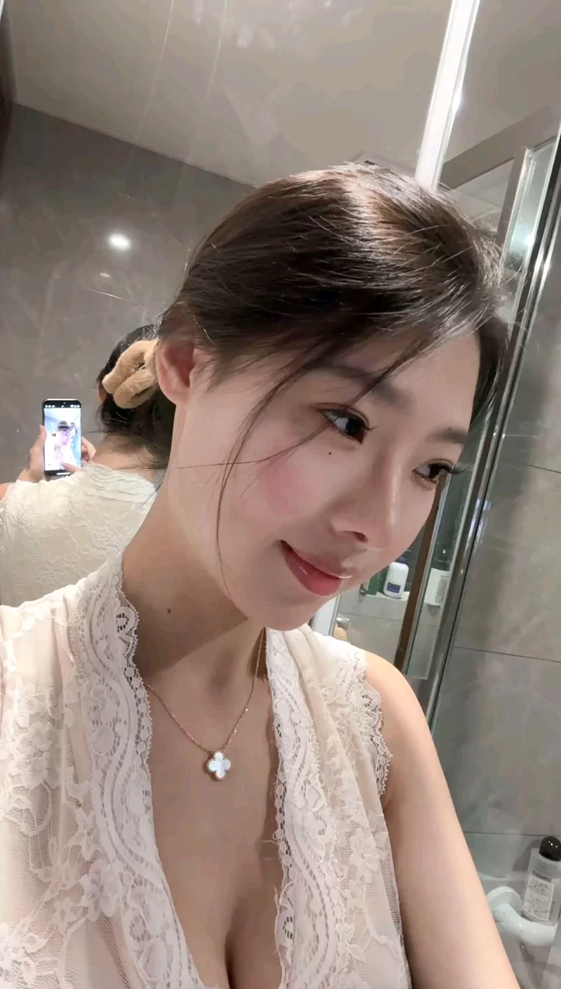 杭州白嫩小美女