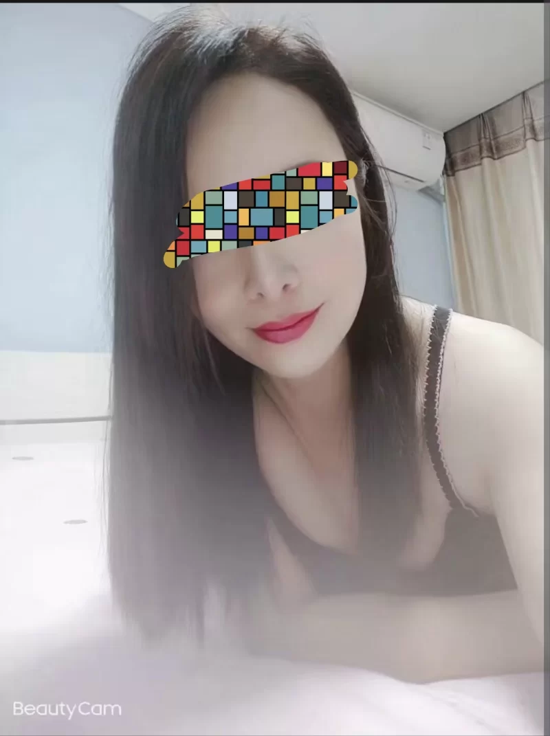 南山区茶光地铁站附近少妇,B紧 服务好