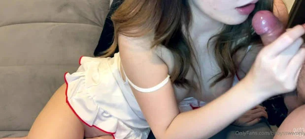 极品泰国白嫩童颜小只马「Babyssww」OF大尺度纯爱私拍 极具反差！尤其擅长口爆吞精【第五弹】