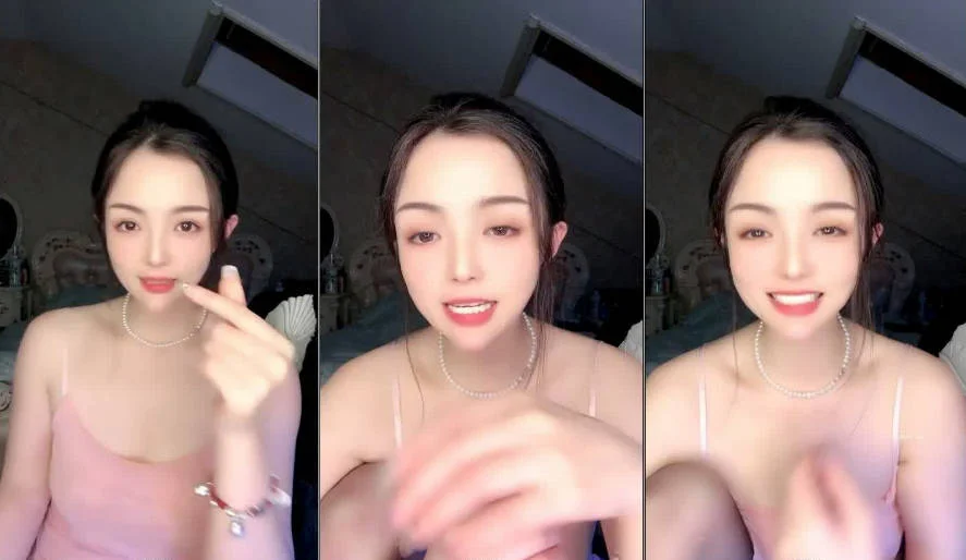 【女神 妙妙】 完美尤物正常播的时候给人一种明星贵妇的感觉，大秀的时候又让人眼前一亮好淫荡啊，超级反差