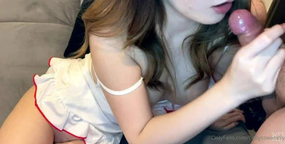 极品泰国白嫩童颜小只马「Babyssww」OF大尺度纯爱私拍 极具反差！尤其擅长口爆吞精【第四弹】