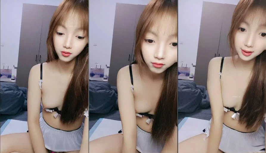19岁颜值嫩妹【小呆梨】初恋脸，爽玩道具，掰逼自慰，白虎嫩穴，奶子挺
